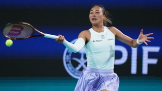 篮球篮网球员赛前热身状态良好